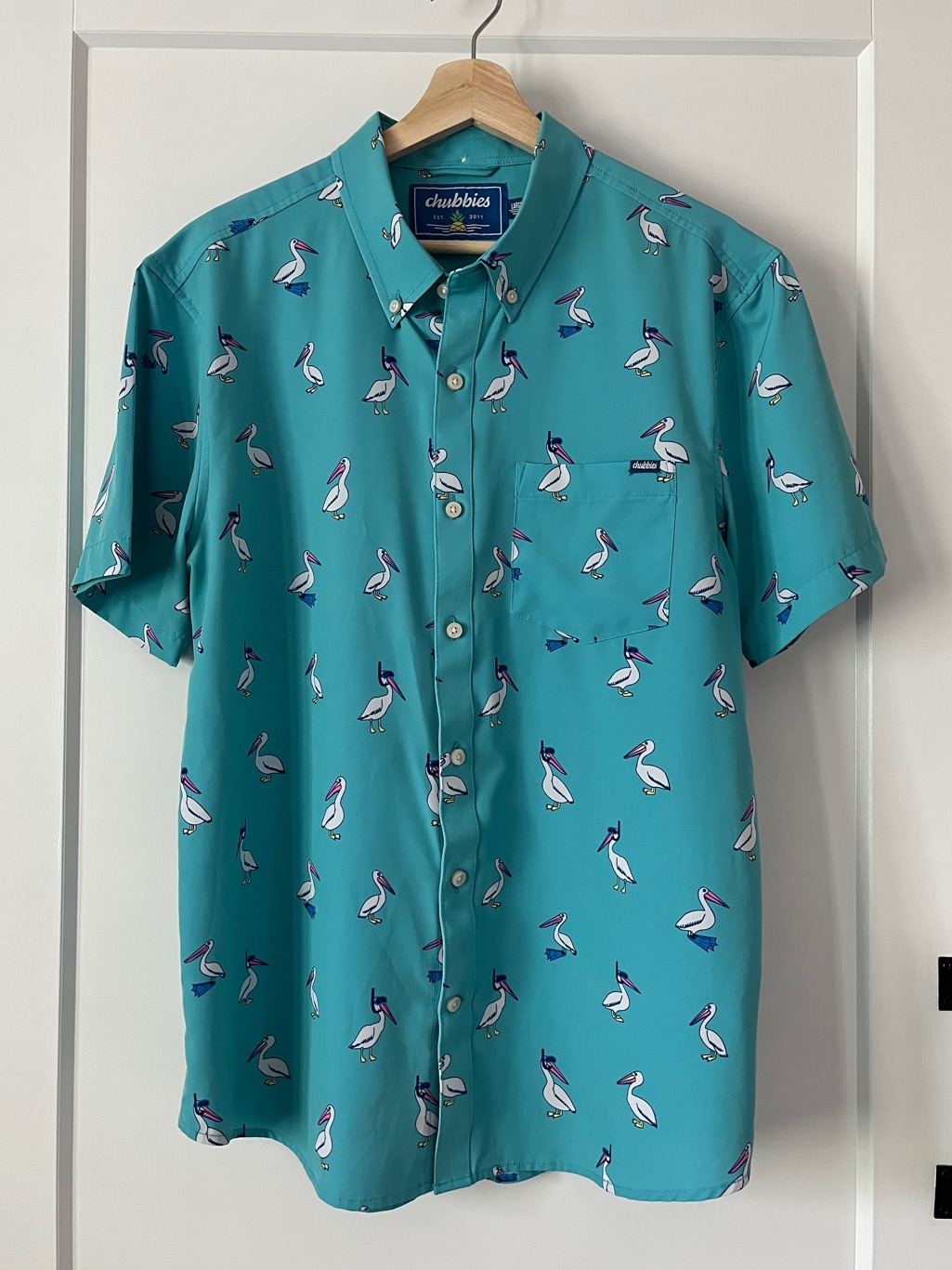 Chubbies Men’s Teal Snorkeling Seagull Short Sleeve Button Down Shirt